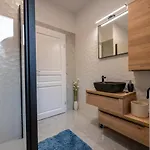 Bali * Butkovići